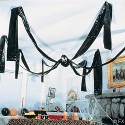 giant-hanging-halloween-black-spider